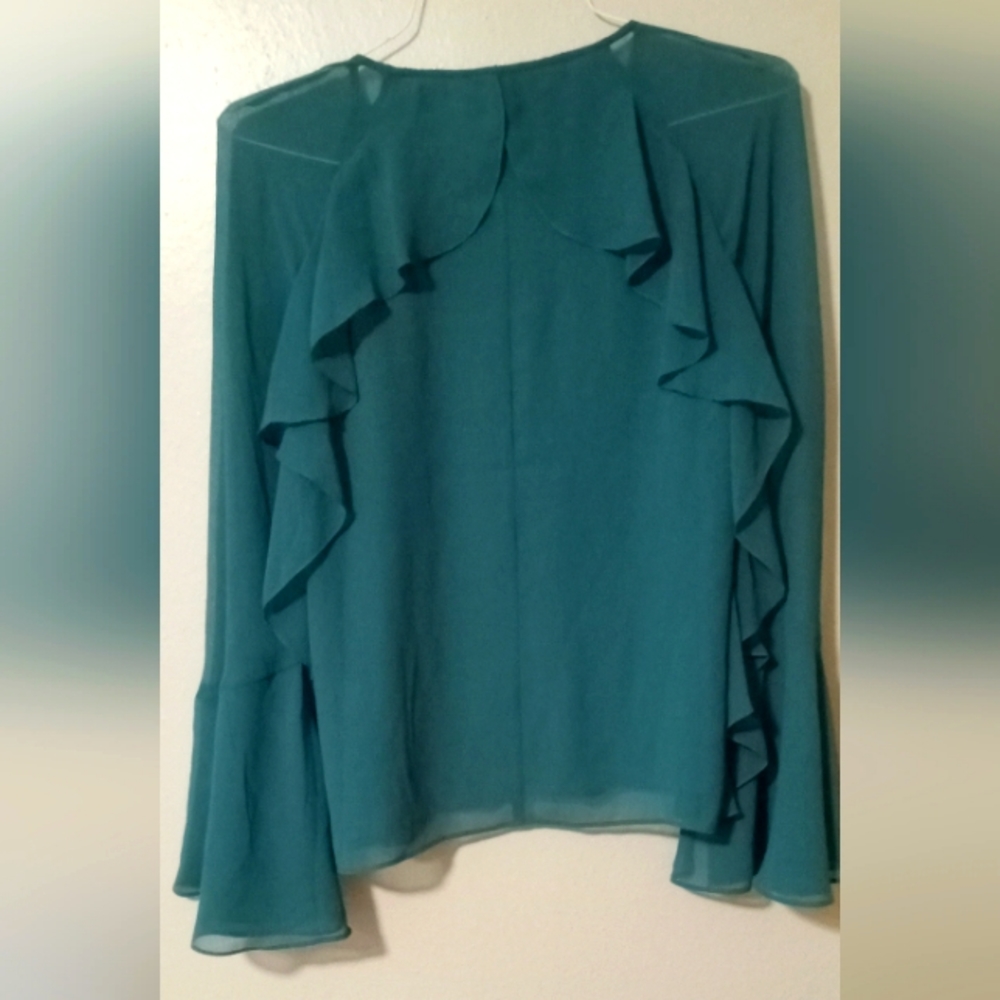 CHELSEA28 XS BLOUSE GREEN BELL SLEEVES ROMANTIC NEW WITH TAGS